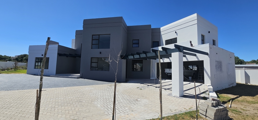 5 Bedroom Property for Sale in Myburgh Park Western Cape